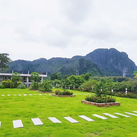 Simon Riverside Hotel Vang Vieng Esterno foto