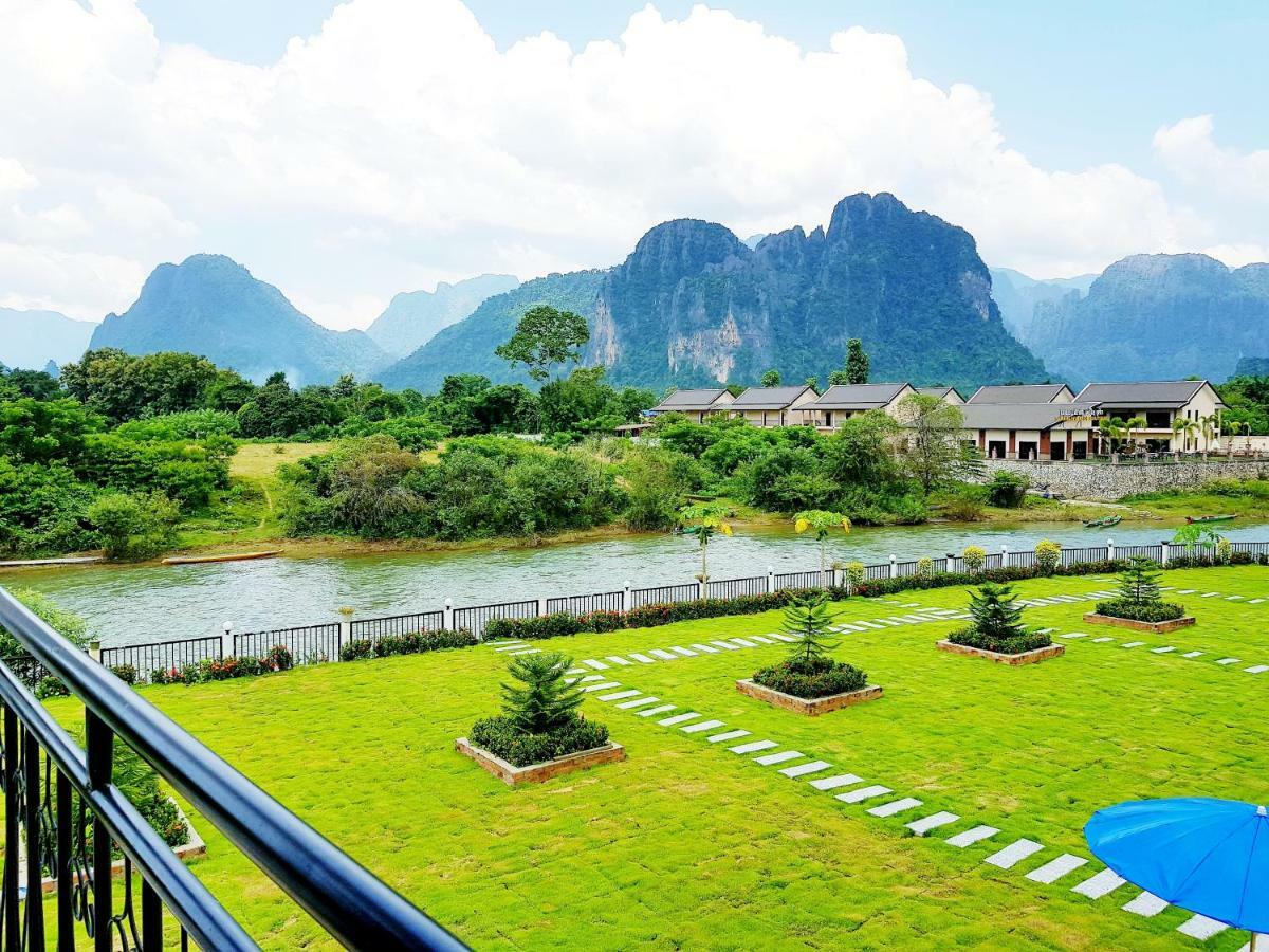 Simon Riverside Hotel Vang Vieng Esterno foto