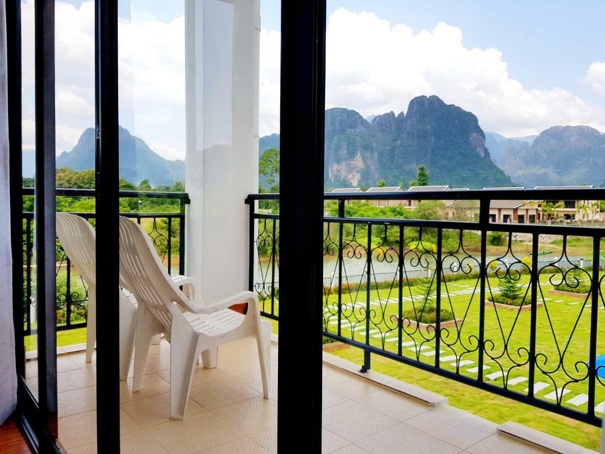 Simon Riverside Hotel Vang Vieng Esterno foto
